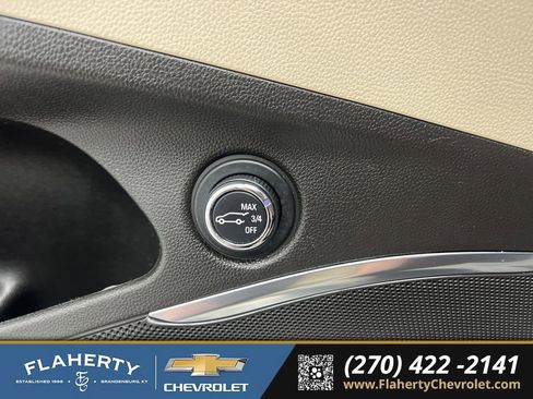 Used 2019 Buick Enclave Essence FWD image 23