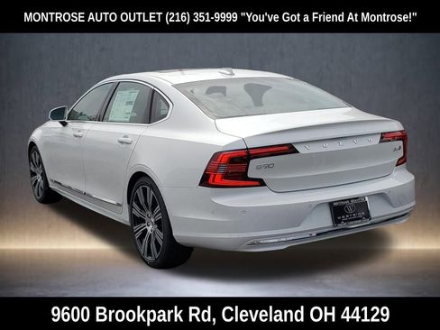 New 2025 Volvo S90 B6 Ultra w/ Lounge Package image 3