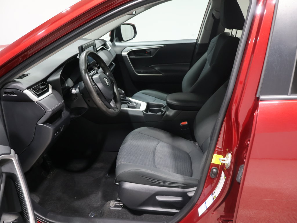 Used 2020 Toyota RAV4 LE w/ All Weather Liner Package AWD/4WD image 10