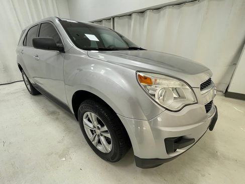 Used 2013 Chevrolet Equinox LS AWD/4WD image 3