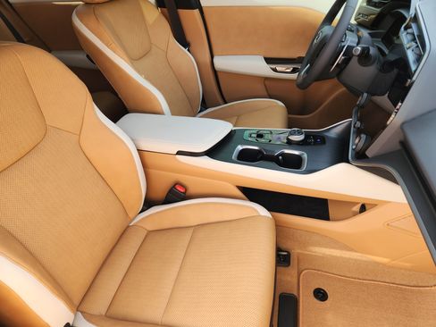 New 2026 Lexus RZ 350e 2WD image 9