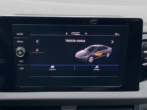 Certified 2025 Volkswagen Jetta S image 10