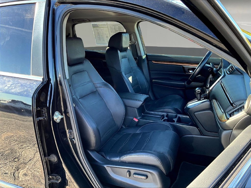 Used 2018 Honda CR-V Touring image 32