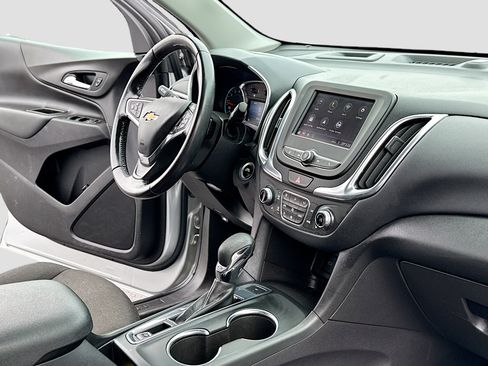 Used 2021 Chevrolet Equinox LT image 5