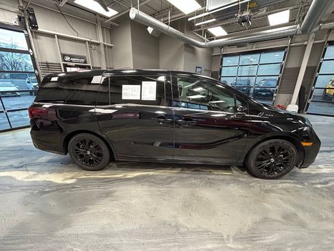 Used 2025 Honda Odyssey Sport-L image 28