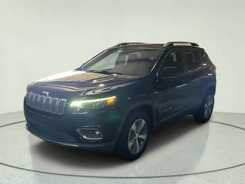 Used 2019 Jeep Cherokee Limited AWD/4WD image 7