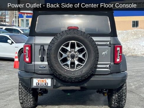Used 2023 Ford Bronco Badlands image 5
