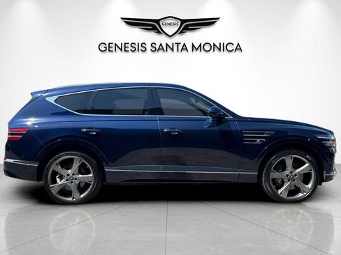 Used 2022 Genesis GV80 2.5T w/ Prestige Package 04 AWD/4WD image 3