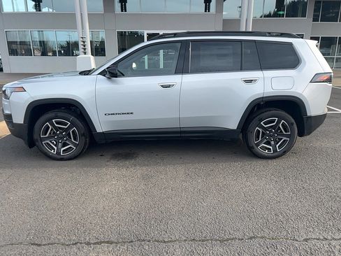 New 2026 Jeep Cherokee Limited image 8
