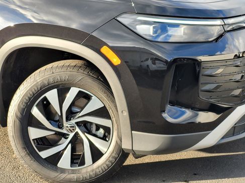 New 2026 Volkswagen Tiguan S image 4