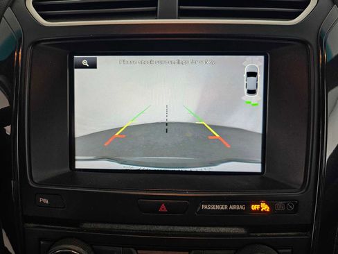 Used 2016 Ford Explorer XLT w/ Equipment Group 202A image 28