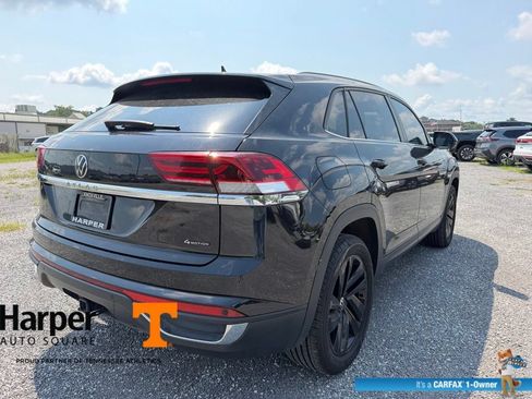 Used 2023 Volkswagen Atlas Cross Sport SE w/ Panoramic Sunroof Package AWD/4WD image 5