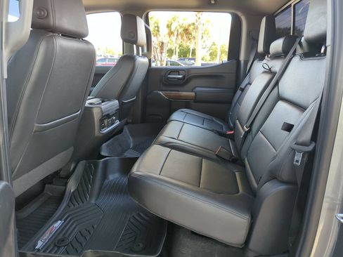 Used 2021 Chevrolet Silverado 1500 LT Trail Boss w/ Convenience Package II AWD/4WD image 23