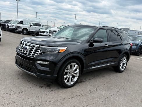 Used 2021 Ford Explorer Platinum w/ Equipment Group 601A AWD/4WD image 23