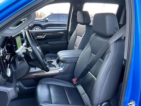 Used 2025 Chevrolet Silverado 1500 LT Trail Boss w/ Convenience Package II image 22