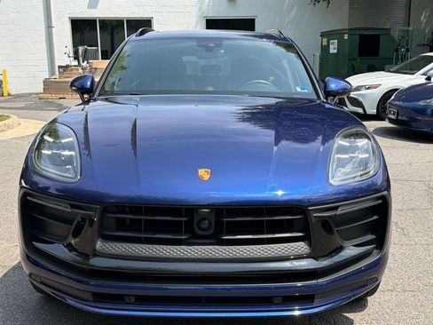 Used 2024 Porsche Macan AWD/4WD image 6