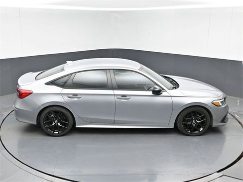 Used 2023 Honda Civic Sport image 38