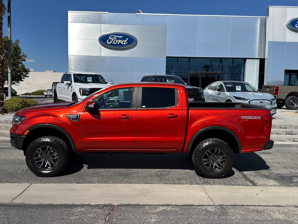 Used 2022 Ford Ranger Lariat w/ Tremor Off-Road Package AWD/4WD image 3