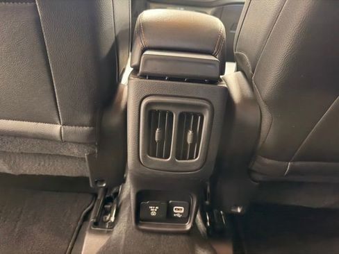 Used 2020 Jeep Compass Limited w/ Safety & Security Group AWD/4WD image 17