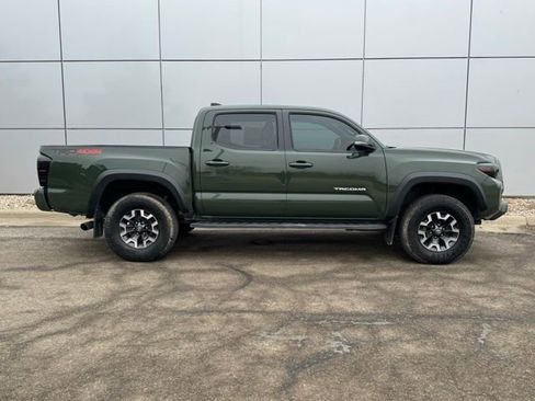 Certified 2022 Toyota Tacoma TRD Off-Road w/ TRD Premium Off Road Package image 39