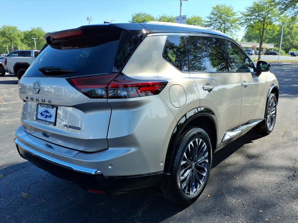 Used 2024 Nissan Rogue Platinum w/ Platinum Premium Package FWD image 7