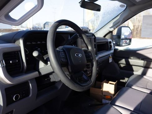 New 2024 Ford F550 XL image 16