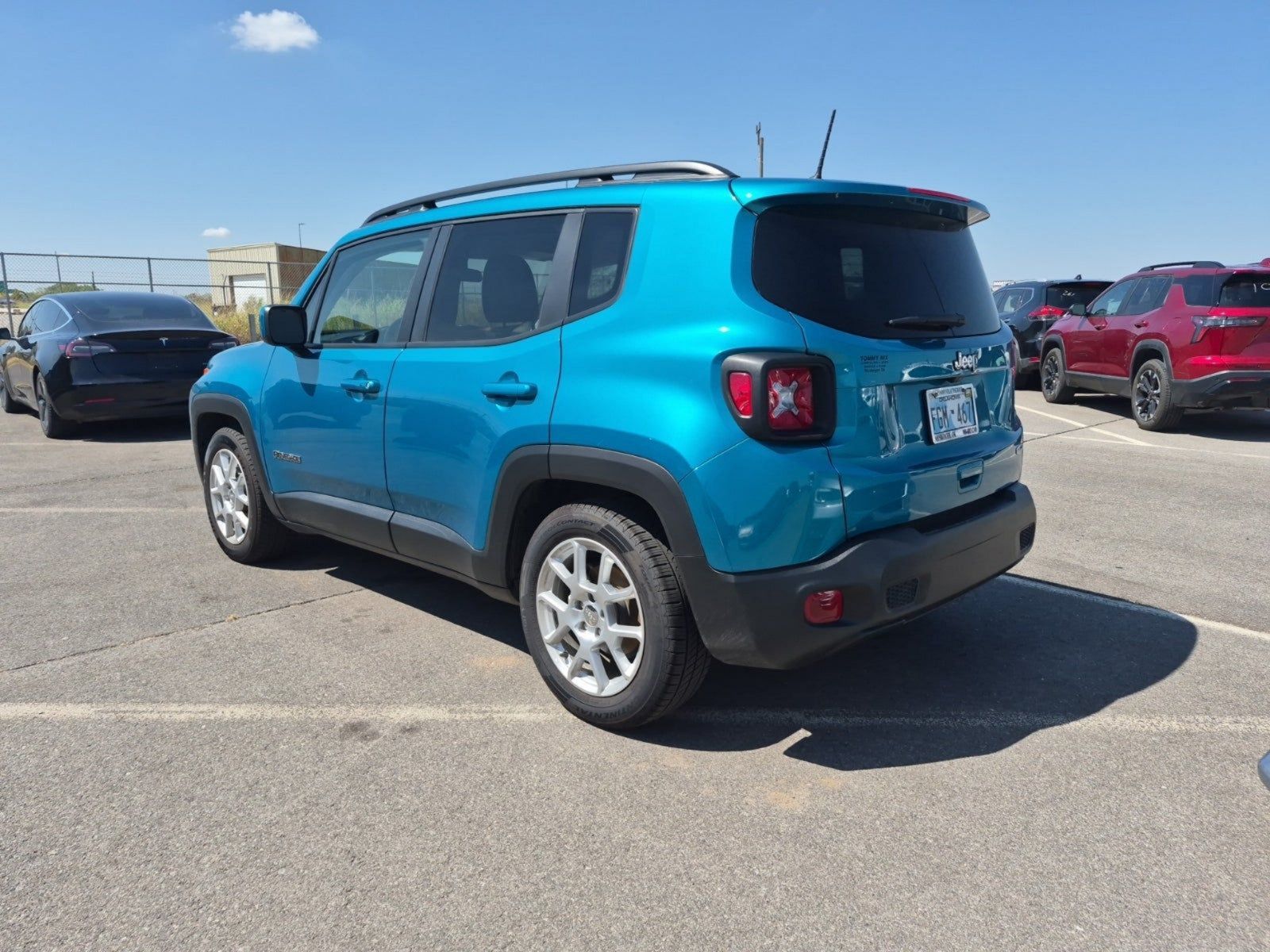 Used 2021 Jeep Renegade Latitude FWD image 4