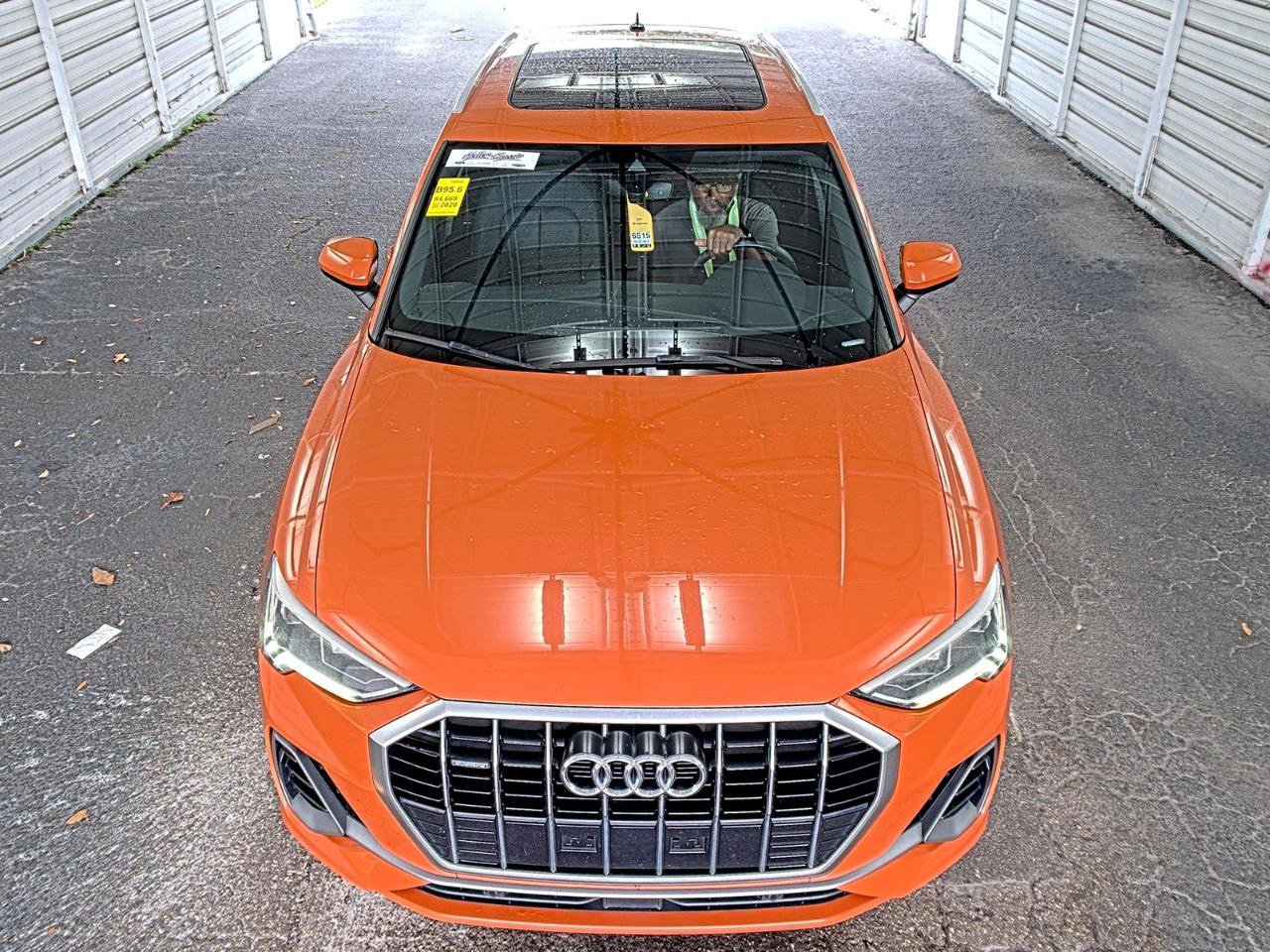 Used 2020 Audi Q3 2.0T Premium Plus w/ Premium Plus Package AWD/4WD image 2