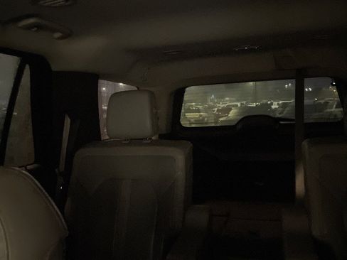 Used 2019 Ford Expedition Limited image 13