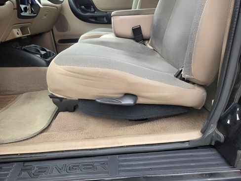 Used 2002 Ford Ranger XLT image 13