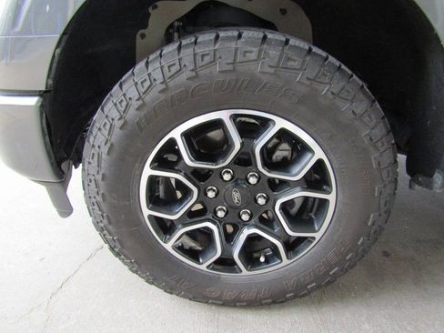 Used 2022 Ford F150 Lariat w/ Equipment Group 502A High image 32