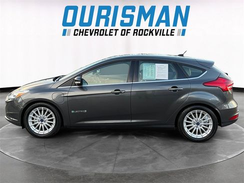 Used 2017 Ford Focus Electric Hatchback image 3