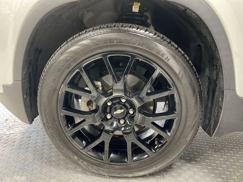 Used 2022 Chevrolet Trax LT w/ Driver Confidence Package image 10