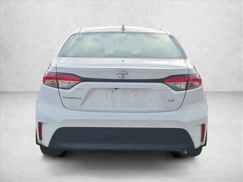 Used 2025 Toyota Corolla LE FWD image 7
