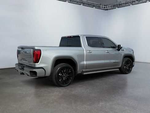 Used 2024 GMC Sierra 1500 Denali AWD/4WD image 3