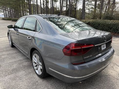 Used 2017 Volkswagen Passat 1.8T SE image 6