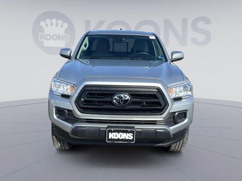 Used 2023 Toyota Tacoma SR image 11