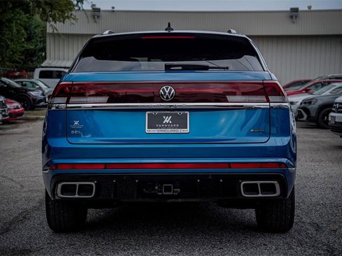 New 2024 Volkswagen Atlas Cross Sport SEL R-Line image 7
