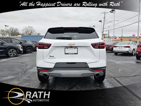 Used 2025 Chevrolet Blazer LT image 7