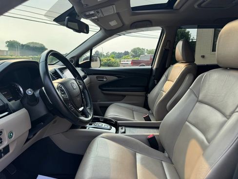 Used 2016 Honda Pilot Touring image 20