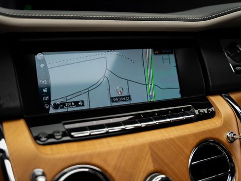 Used 2019 Rolls-Royce Cullinan AWD/4WD image 48
