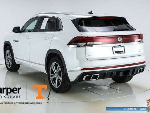 Used 2024 Volkswagen Atlas Cross Sport SEL R-Line AWD/4WD image 7