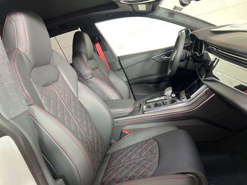 New 2026 Audi SQ8 Prestige image 12