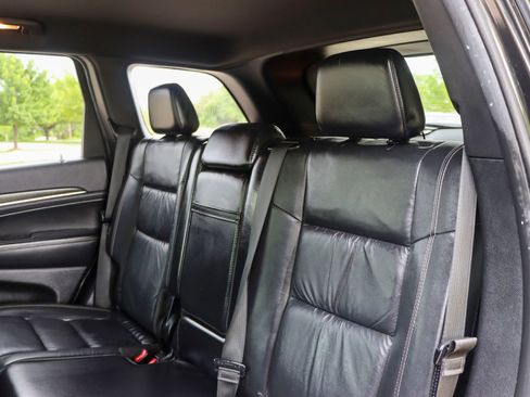 Used 2015 Jeep Grand Cherokee Limited AWD/4WD image 16