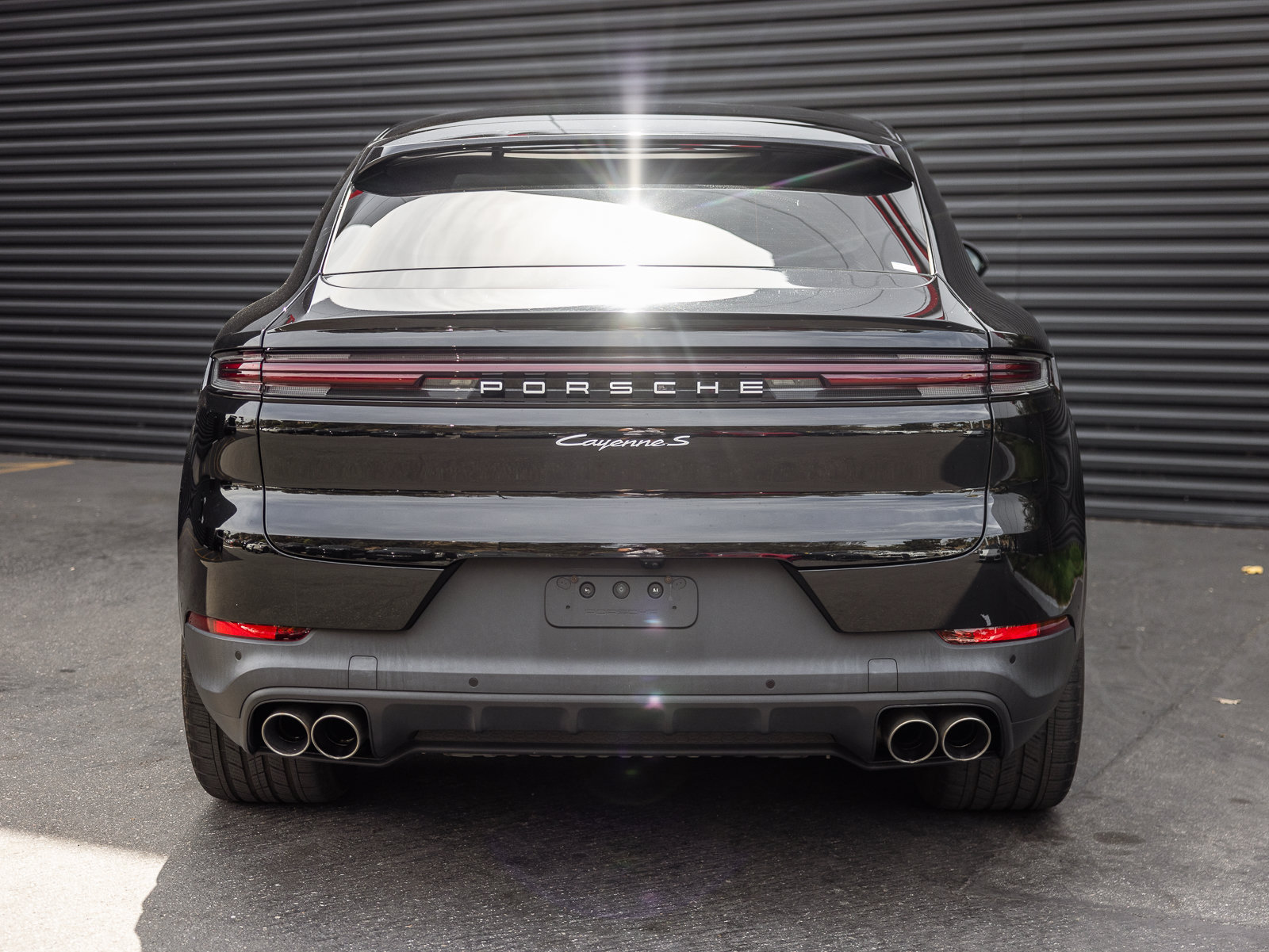 Certified 2024 Porsche Cayenne S AWD/4WD image 9