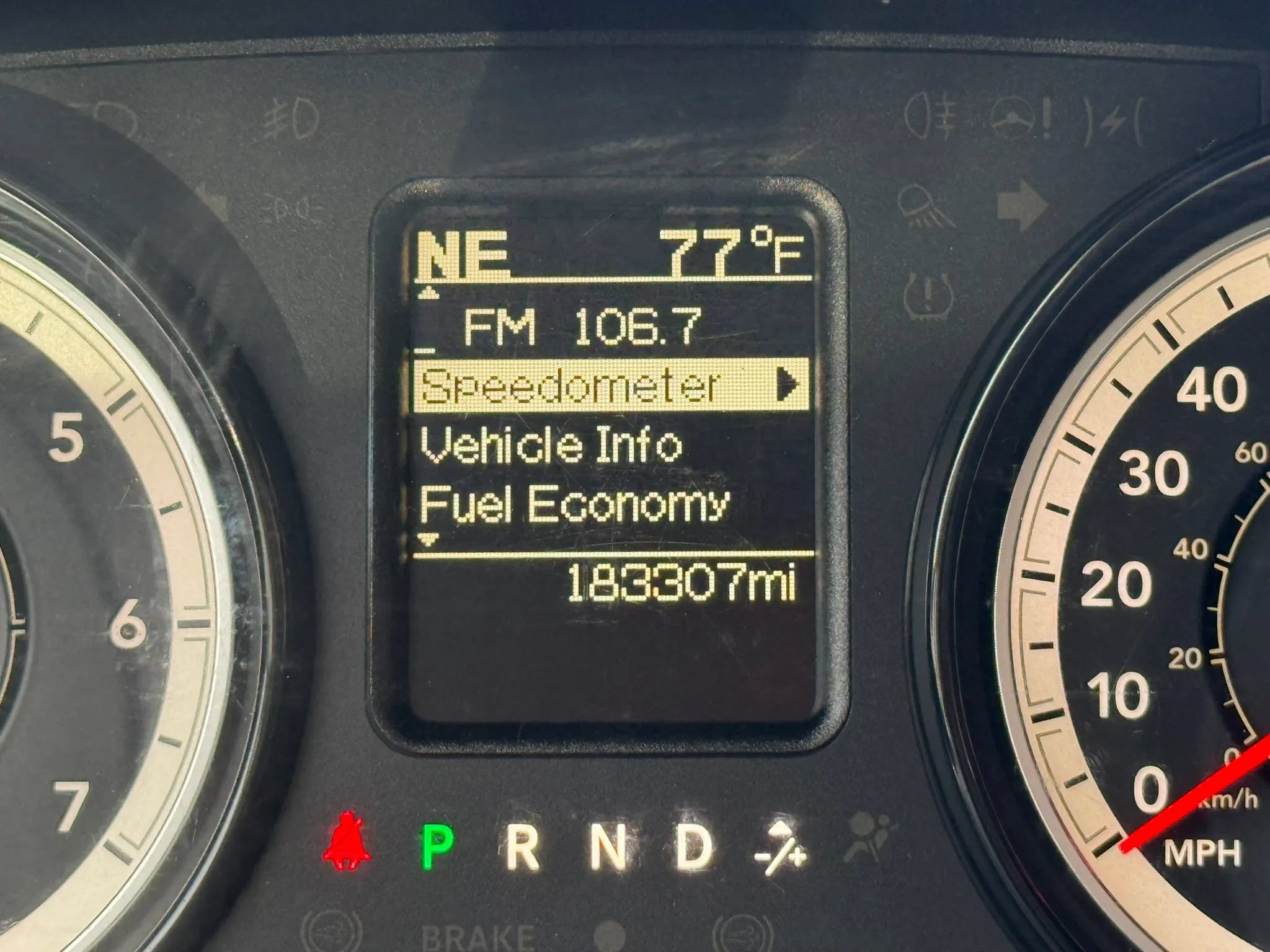 Used 2017 RAM 1500 Classic SLT AWD/4WD image 11
