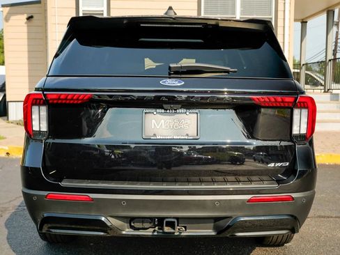 Used 2025 Ford Explorer ST-Line AWD/4WD image 6