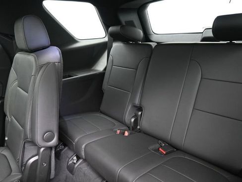 Used 2023 Chevrolet Traverse LT w/ LT Premium Package image 20