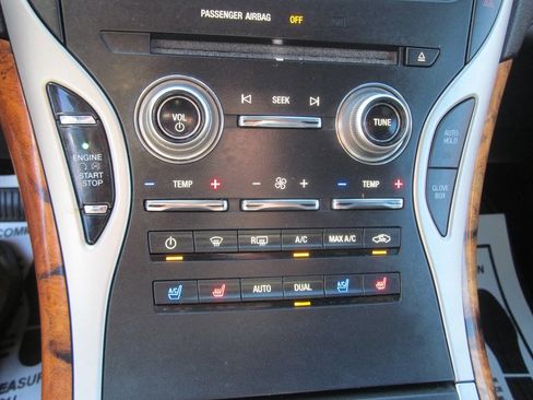 Used 2016 Lincoln MKX Reserve w/ Technology Package image 21