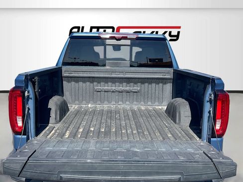 Used 2024 GMC Sierra 1500 Denali w/ Technology Package AWD/4WD image 27